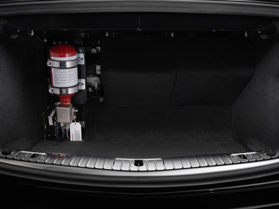  Mercedes-Benz S600 Guard 2014 года  (фото 12 из 17)